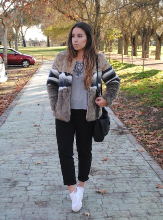 С чем носить серебряное колье