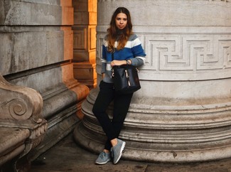 С чем носить серебряные замшевые кеды женщине