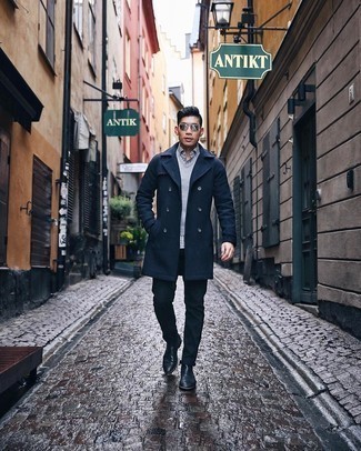 С чем носить серебряные солнцезащитные очки мужчине