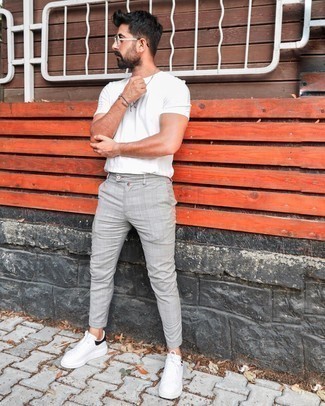 С чем носить серебряные солнцезащитные очки мужчине