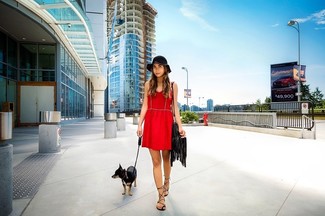 С чем носить платье с плиссированной юбкой