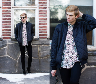 Как носить зауженные джинсы с ботинками дезертами