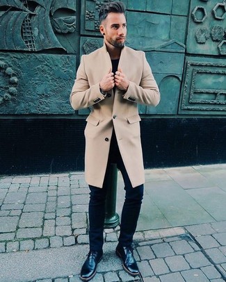 Как носить зауженные джинсы с ботинками дезертами