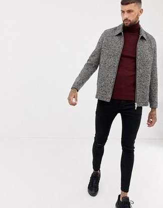 Как носить зауженные джинсы с водолазкой мужчине