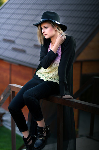 Как носить узкие брюки с кимоно