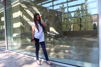 С чем носить рубашку без рукавов женщине