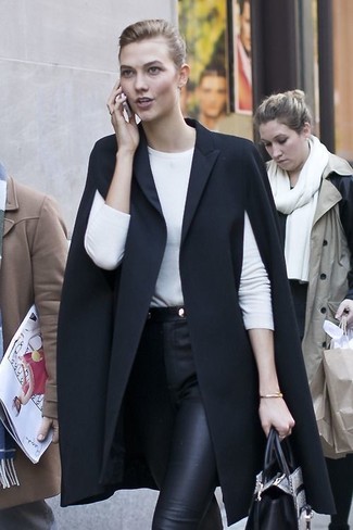 С чем носить большую сумку со змеиным рисунком