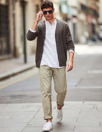 С чем носить кеды мужчине весна