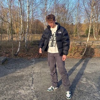 С чем носить кеды подросткам мужчине