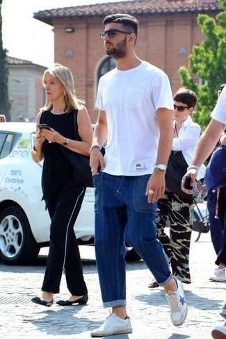 С чем носить низкие кеды со звездами мужчине