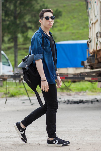 С чем носить кеды со звездами мужчине