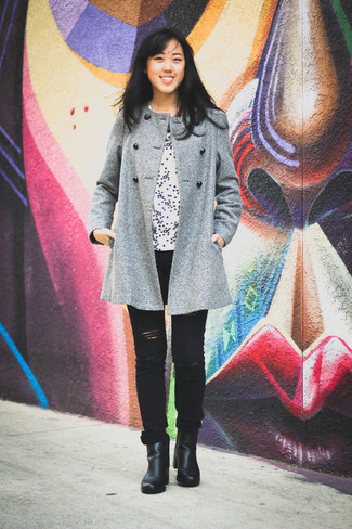 С чем носить футболку со звездами женщине