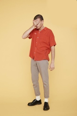 С чем носить кожаные туфли дерби с шипами