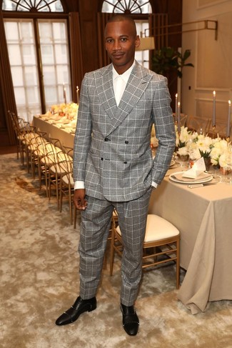 С чем носить кожаные оксфорды с шипами