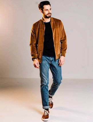 С чем носить замшевый бомбер мужчине