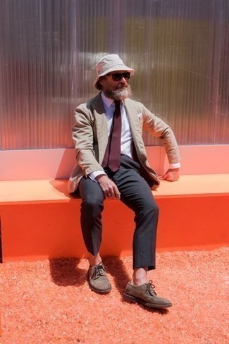 С чем носить замшевые броги