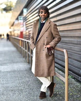 С чем носить замшевые перчатки мужчине