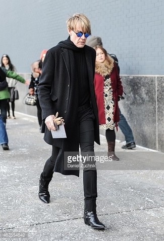 С чем носить замшевые перчатки мужчине