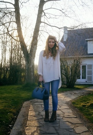 С чем носить замшевые ботильоны на шнуровке