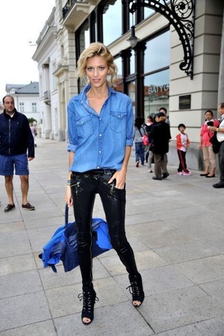 С чем носить замшевые ботильоны на шнуровке