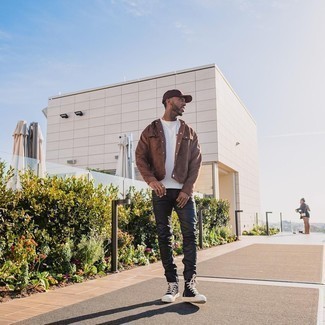 С чем носить замшевую куртку-рубашку мужчине