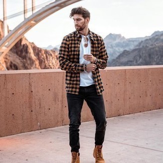 С чем носить замшевые рабочие ботинки мужчине