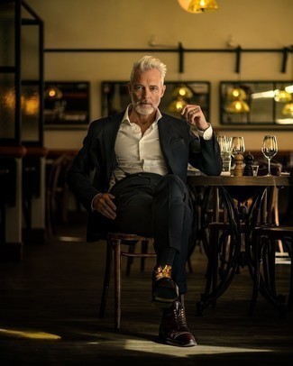 Как носить костюм с повседневными ботинками