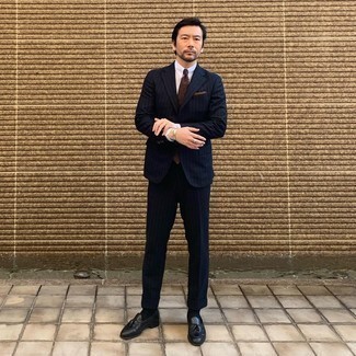 Как носить костюм с классической рубашкой