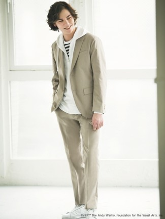 Как носить костюм с худи