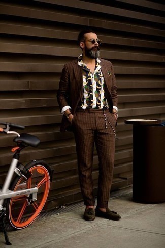 Как носить костюм с рубашкой с длинным рукавом