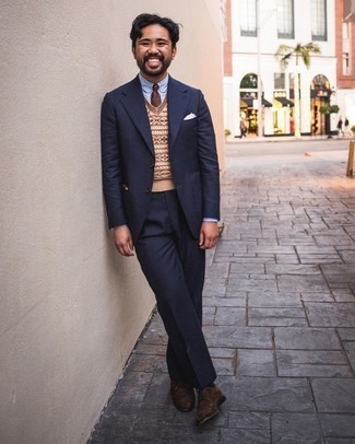 Как носить костюм с трикотажным жилетом