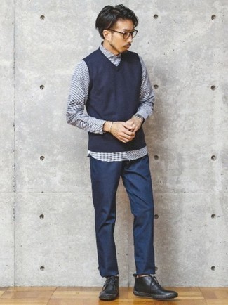 Как носить трикотажный жилет с ботинками дезертами