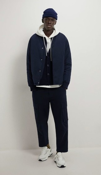 С чем носить трикотажный жилет мужчине