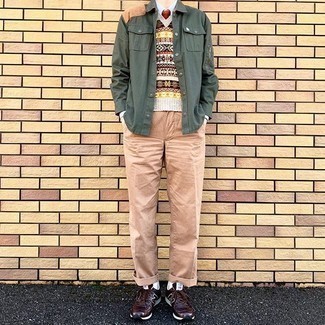 Как носить трикотажный жилет с курткой-рубашкой мужчине