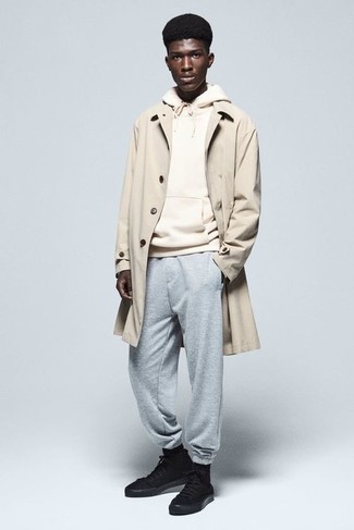 Как носить спортивные штаны с высокими кедами мужчине