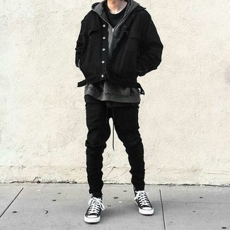 Как носить спортивные штаны с высокими кедами мужчине