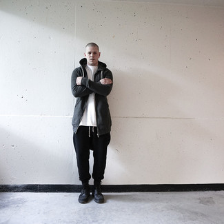 Как носить спортивные штаны с худи мужчине