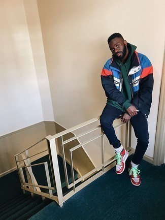 С чем носить спортивные штаны мужчине