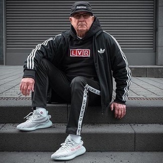 Как носить спортивные штаны с ветровкой мужчине