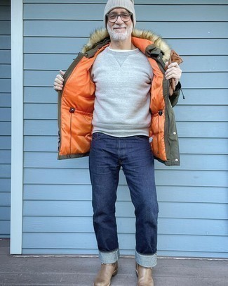 Как носить свитшот с джинсами мужчине