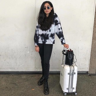 С чем носить свитшот женщине