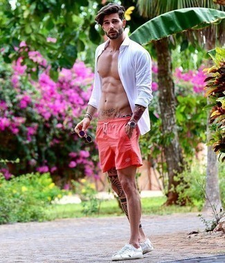 С чем носить шорты для плавания