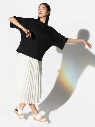 С чем носить футболку женщине