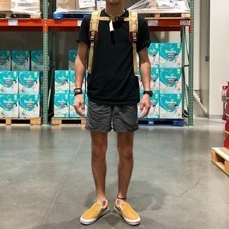 С чем носить светло-коричневую сумку мужчине