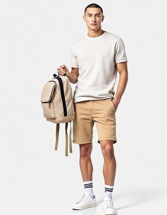 С чем носить светло-коричневую сумку мужчине