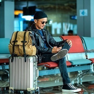 С чем носить светло-коричневую сумку мужчине