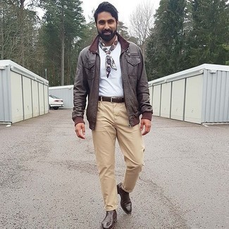 С чем носить светло-коричневую бандану мужчине