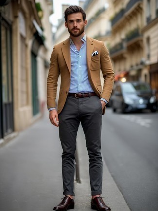 Какие туфли дерби носить с светло-коричневым пиджаком