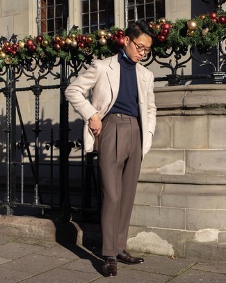 Какие монки носить с светло-коричневым пиджаком