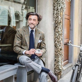 Какие оксфорды носить с светло-коричневым пиджаком